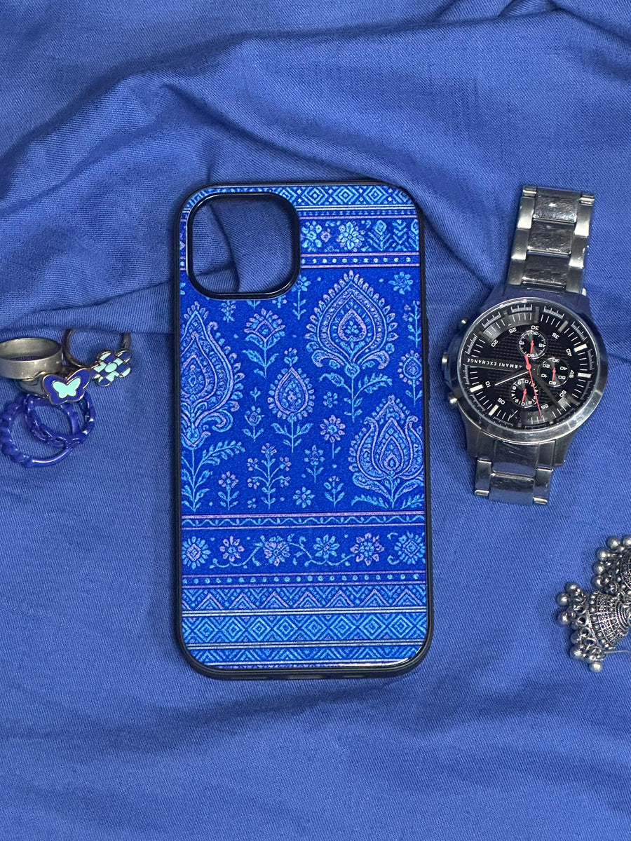 Sash Case photographed for the brand story